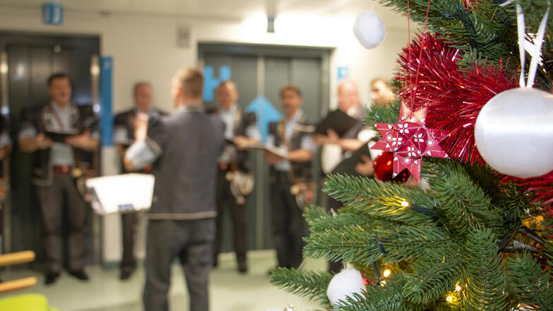Weihnachtsfeier für die Patienten des HFR Freiburg - Kantonsspital