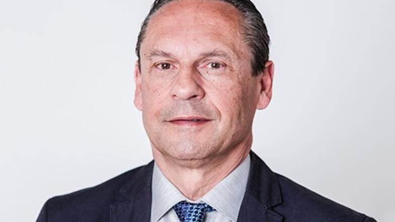 Prof. Bernhard Egger
